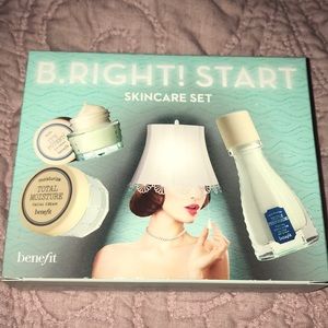 FREE WITH PURCHASE 💕